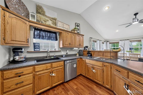 Tiny photo for 1019 W Main Street, Bowling Green, MO 63334 (MLS # 26052669)