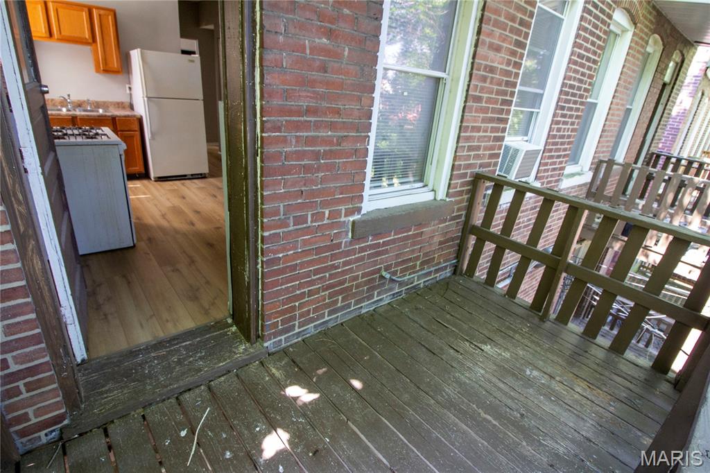 St Louis Commons Add - Residential Income