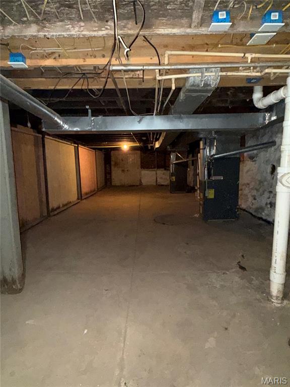 St Louis Commons Add - Residential Income