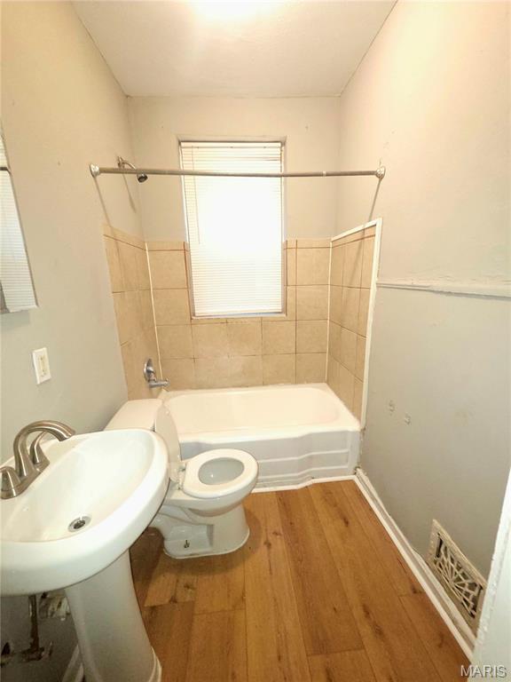 St Louis Commons Add - Residential Income