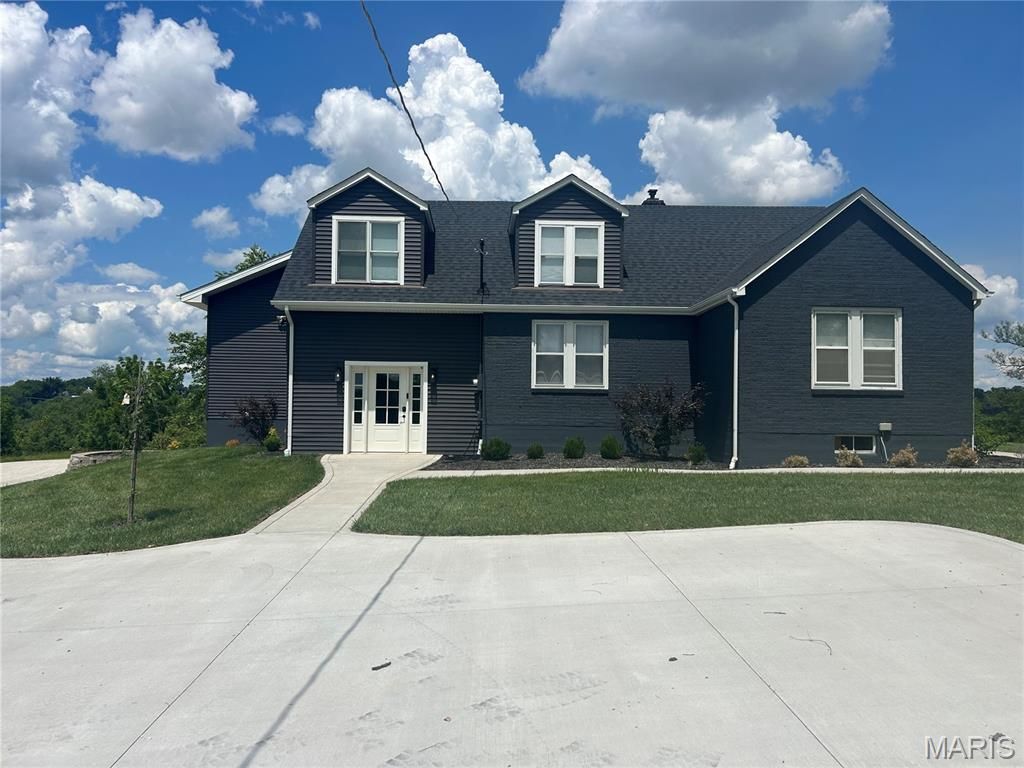 Photo of 5370 Highway 100, Washington, MO 63090 (MLS # 26028058)