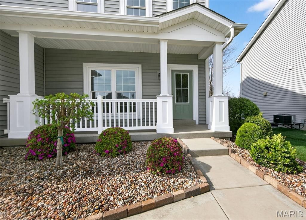 Photo of 3207 Stowe Landing, St Charles, MO 63301 (MLS # 26018811)