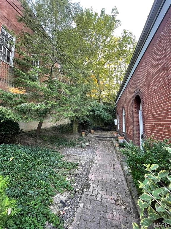 Kleekamps Add - Commercial Lease