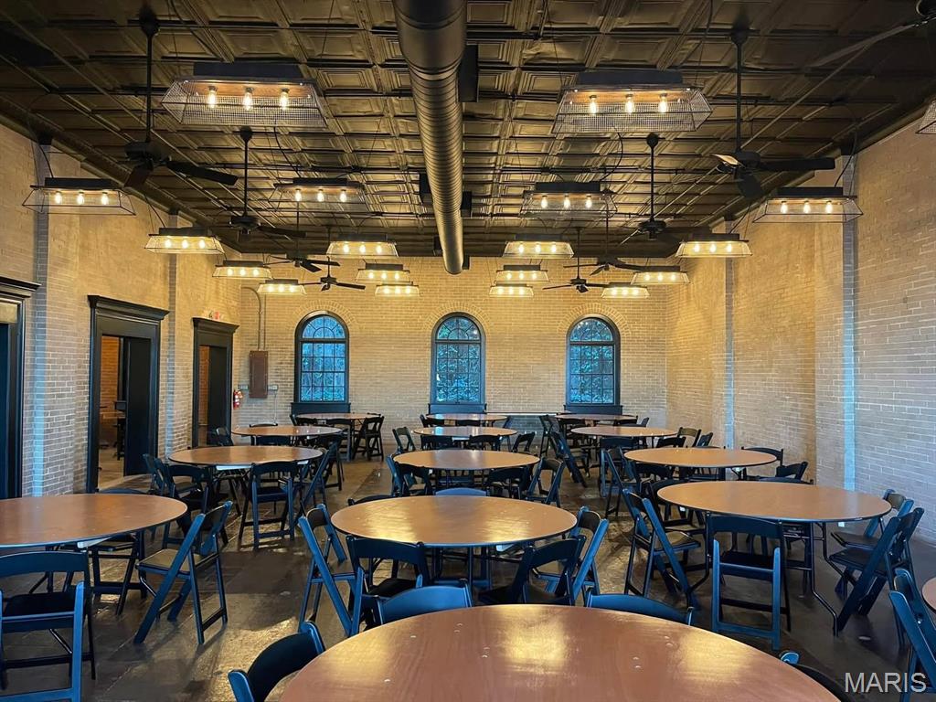 Kleekamps Add - Commercial Lease