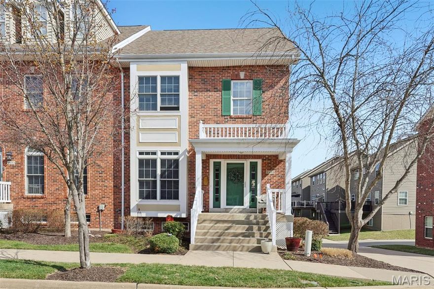 *IMPROVED PRICE!* Welcome to effortless townhome living in the heart of Wildwood—where style, convenience, and low-maintenance living come together seamlessly. Spacious end unit with two levels of premier living and finished lower level in this sought-after walkable community. Stroll to Town Center, the new Village Green, concerts, restaurants, the Y, St. Louis Community College Wildwood campus. and so much more! Right outside your front door is the Wildwood Greenway Trail. Bike or walk this 18-mile-long treasure. So, sit back on your screened-in deck, in your sunroom, or on your covered front porch, golf at one of the nearby courses, or walk or bike the trails. Also, part of the award-winning Rockwood School District. 2026 HOA fees Monthly per Unit Breakdown $60.00 Reserves $134.00 Insurance $73.00 Building Maintenance $70.00 Grounds Maintenance $46.00 Utilities and Trash $17.00 Administrative $400.00 MONTHLY FEE *(ONE OF THE LOWEST HOA FEES IN THE COUNTY)*.