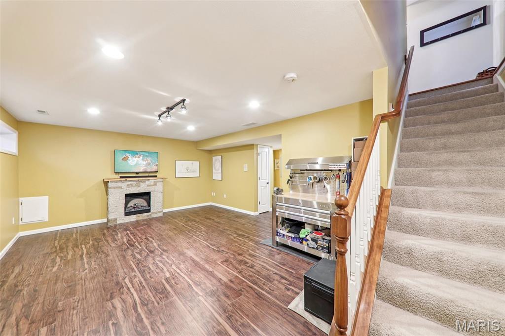 Cambury & Cambury Two Bdy Adj - Residential