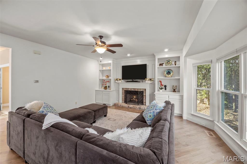 66 Hickory Meadows Court
