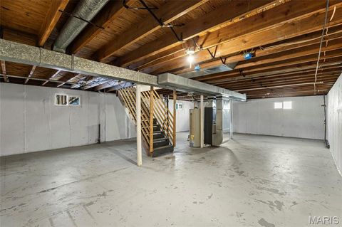 Tiny photo for 835 N Forest Avenue, Webster Groves, MO 63119 (MLS # 25079994)