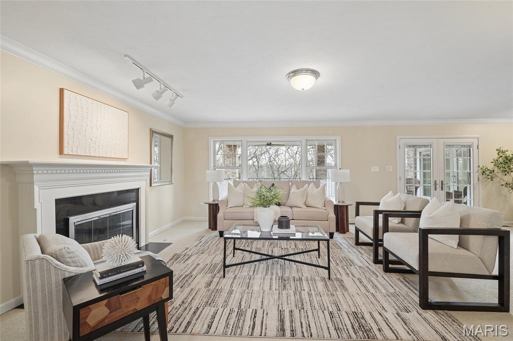 Sunset Pointe - Residential