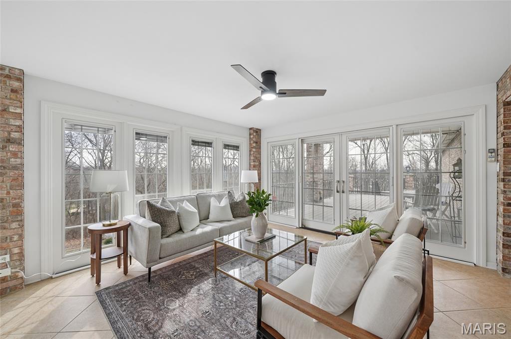 Sunset Pointe - Residential