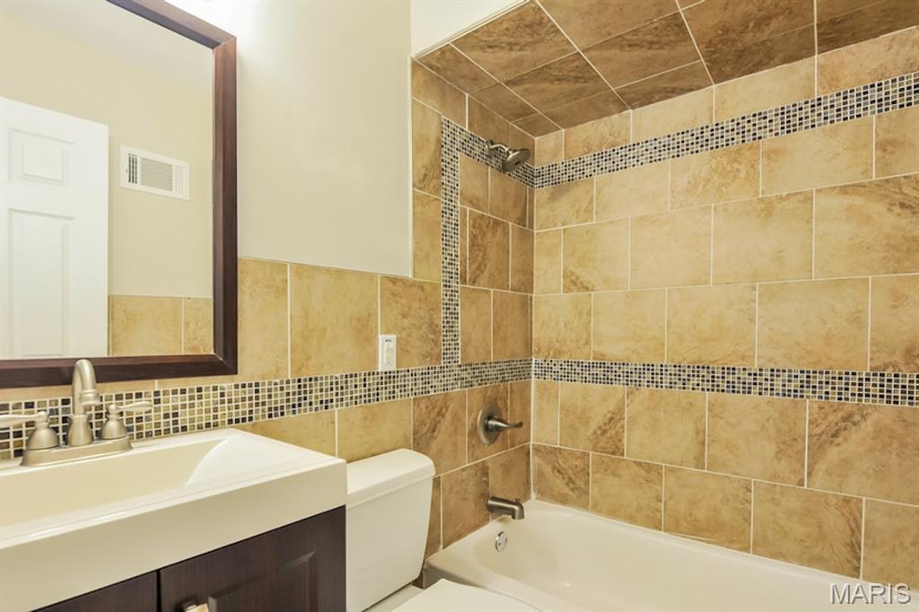 Pasedena Gardens #3 - Residential Lease