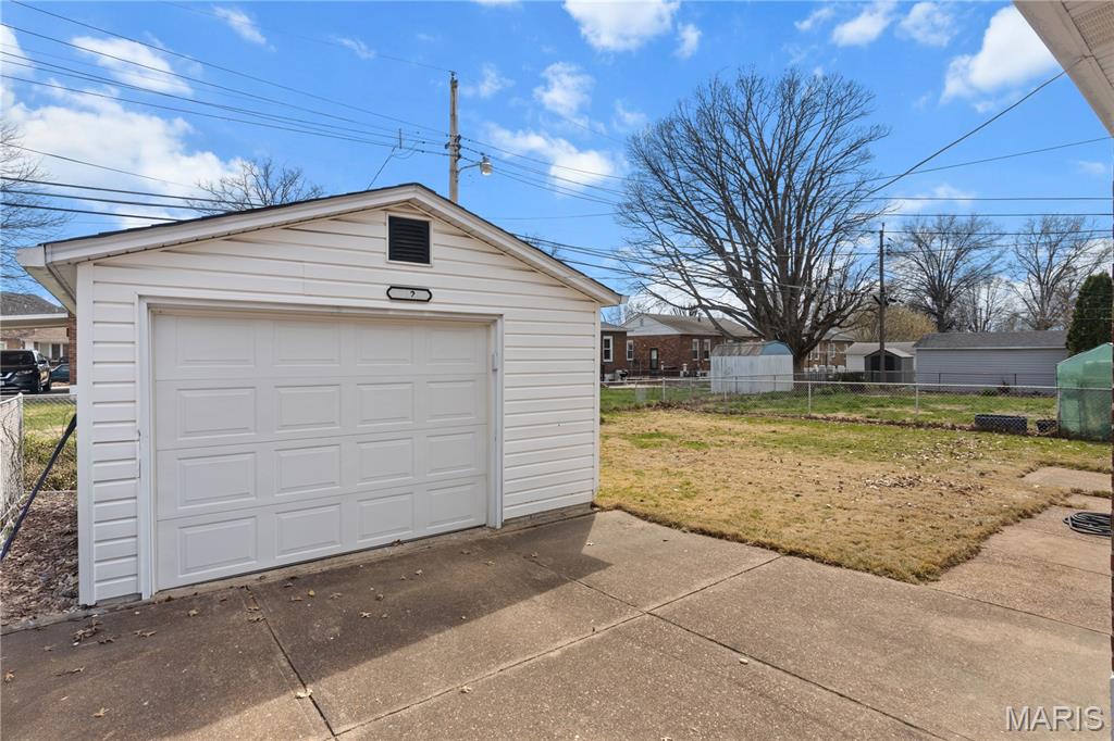 7124 Marwinette Avenue