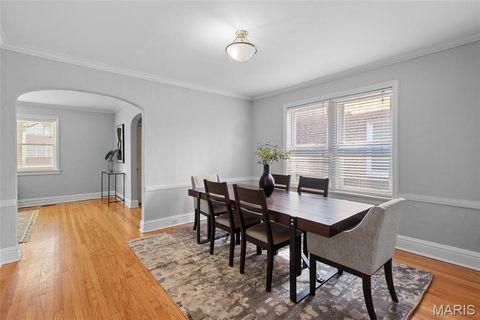 Tiny photo for 7055 Dartmouth Avenue, University City, MO 63130 (MLS # 26018637)