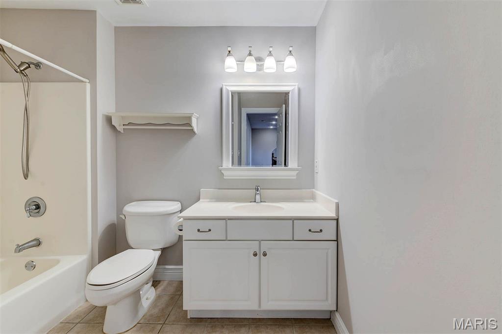 Lynn Lane - Residential