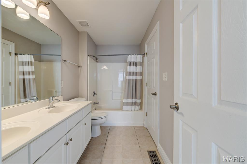 Lynn Lane - Residential