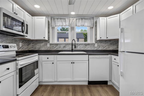 Tiny photo for 1001 East Street, Leadwood, MO 63653 (MLS # 26059077)