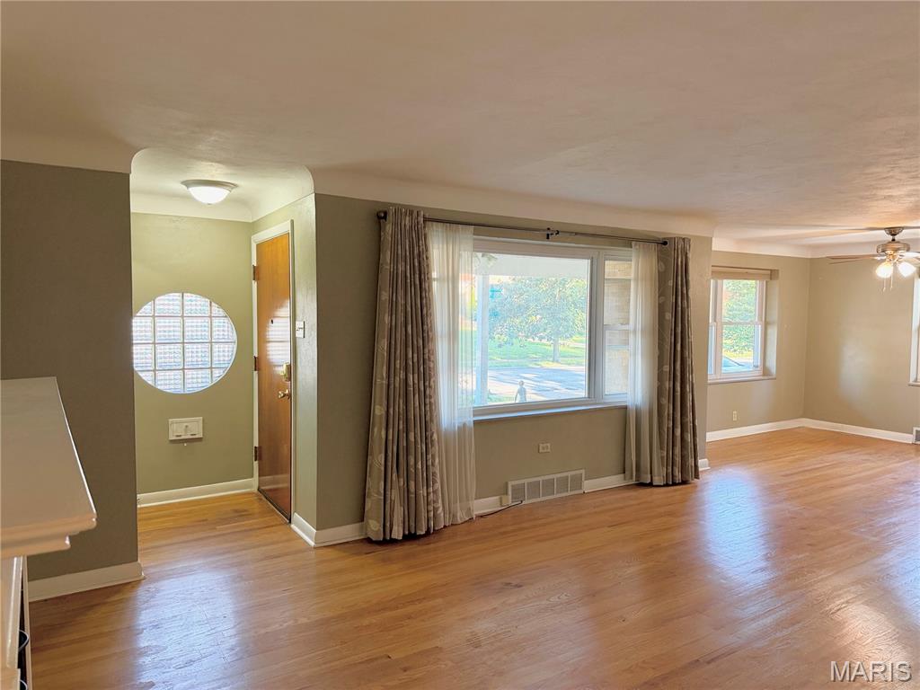 Photo of 5931 Clifton Avenue, St Louis, MO 63109 (MLS # 26037693)