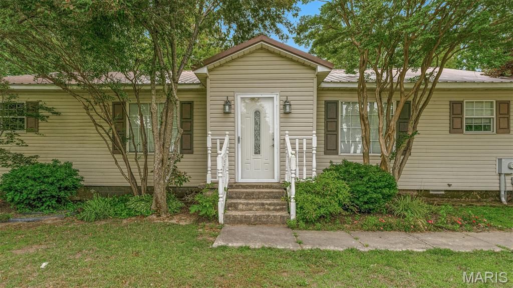 Photo of 4113 US HWY 61, Steele, MO 63877 (MLS # 26032330)