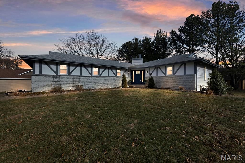 Photo of 266 Savoy Drive, Lake Saint Louis, MO 63367 (MLS # 26003173)