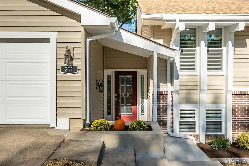 211 Walden Court