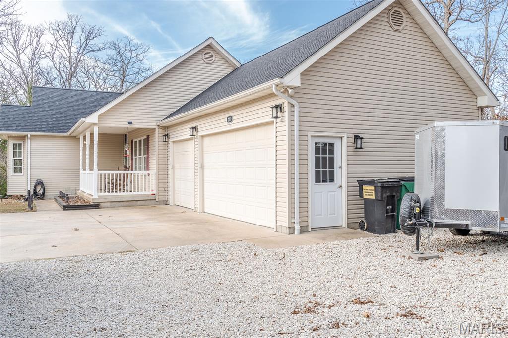 211 Falcon Crossing Lane Lane