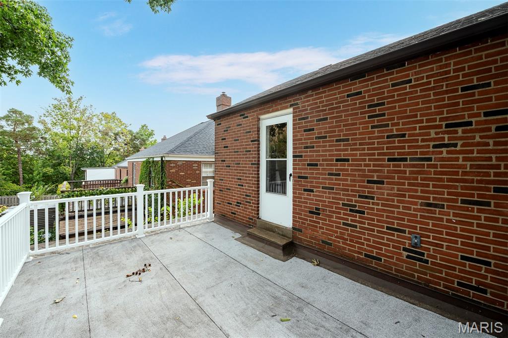 University City, Missouri 63130, United States, 3 Bedrooms Bedrooms, ,2 BathroomsBathrooms,Residential,Pending,206746