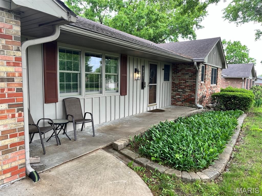 Photo of 1020 Bourn Avenue, Columbia, MO 65203 (MLS # 26028851)