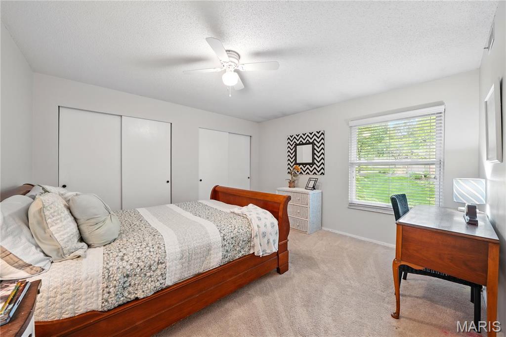 Kirkwood, Missouri 63122, United States, 2 Bedrooms Bedrooms, ,2 BathroomsBathrooms,Residential,Active,144853