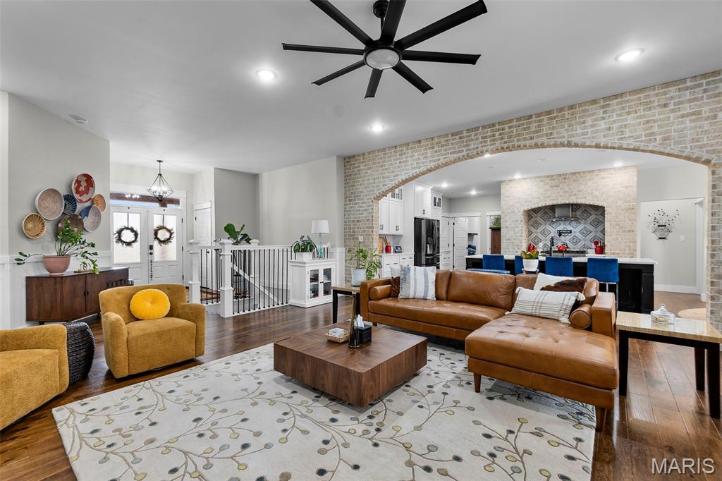 Touchdown Rdg 2 - Residential