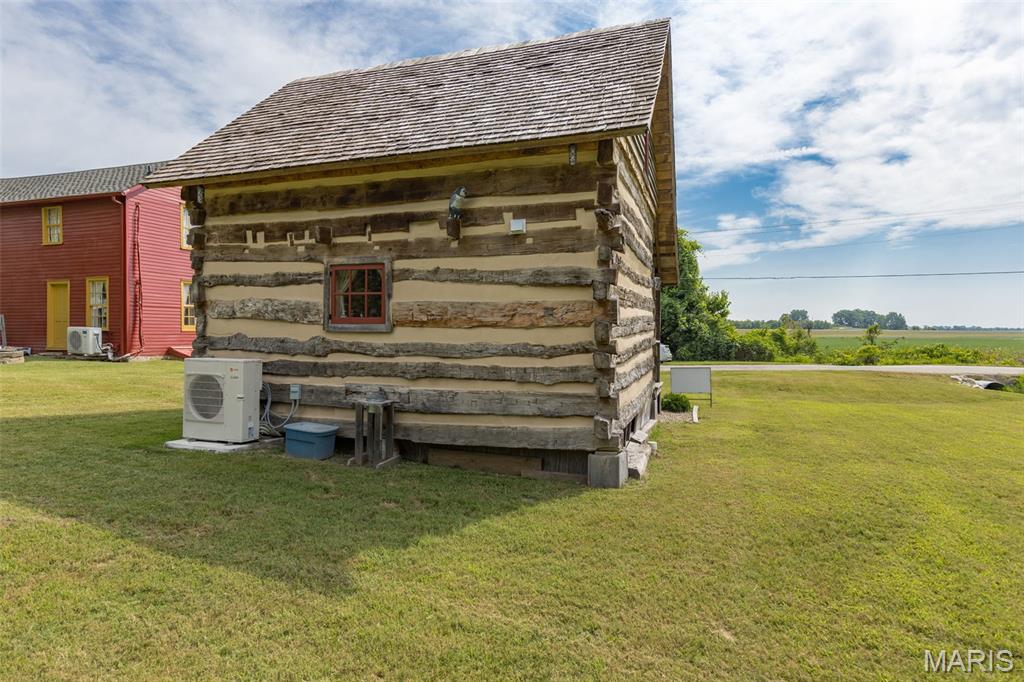 n/a - Commercial Sale