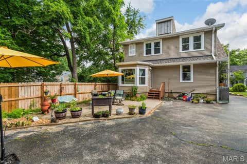 Tiny photo for 329 Stark Court, Webster Groves, MO 63119 (MLS # 26046085)