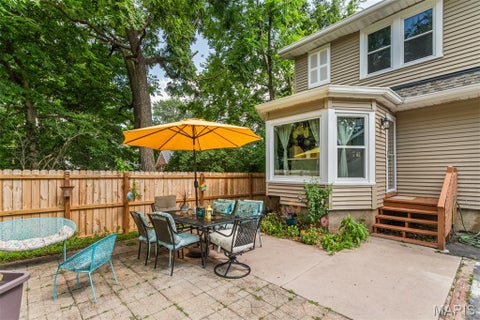 Tiny photo for 329 Stark Court, Webster Groves, MO 63119 (MLS # 26046085)