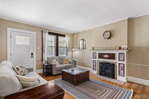 Tiny photo for 329 Stark Court, Webster Groves, MO 63119 (MLS # 26046085)