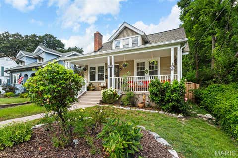 Tiny photo for 329 Stark Court, Webster Groves, MO 63119 (MLS # 26046085)