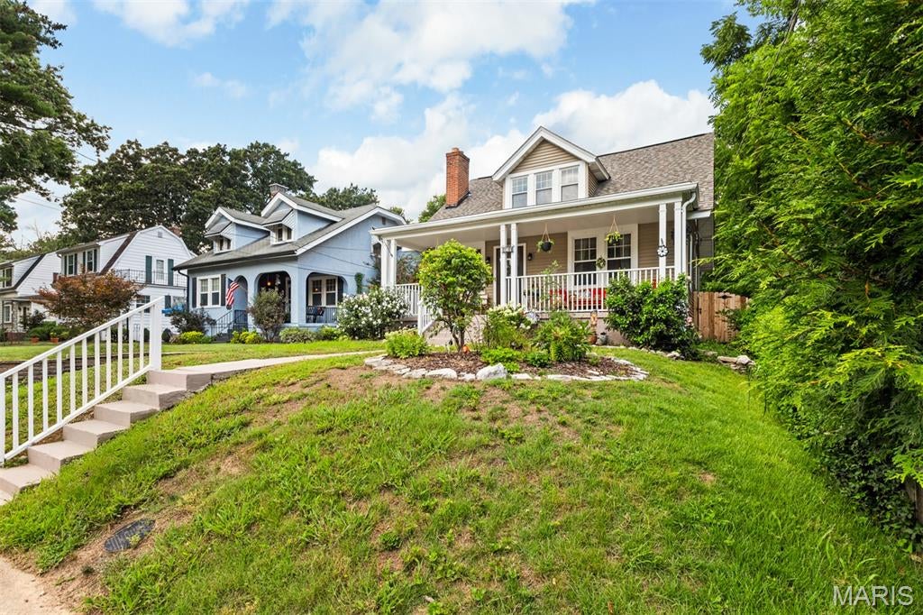 329 Stark Court