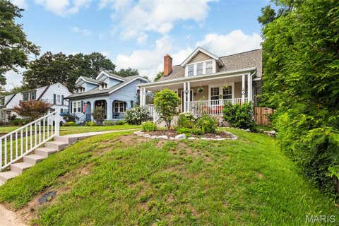 Tiny photo for 329 Stark Court, Webster Groves, MO 63119 (MLS # 26046085)
