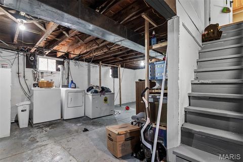 Tiny photo for 329 Stark Court, Webster Groves, MO 63119 (MLS # 26046085)