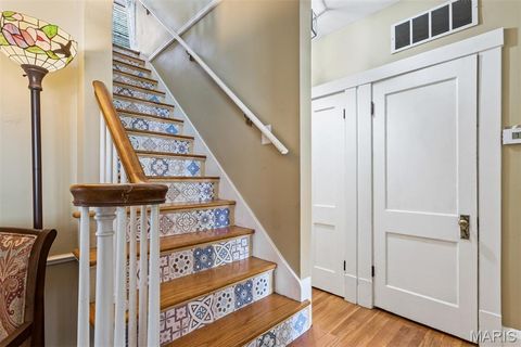 Tiny photo for 329 Stark Court, Webster Groves, MO 63119 (MLS # 26046085)