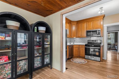 Tiny photo for 329 Stark Court, Webster Groves, MO 63119 (MLS # 26046085)