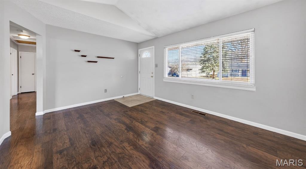 728 Undercliff Drive