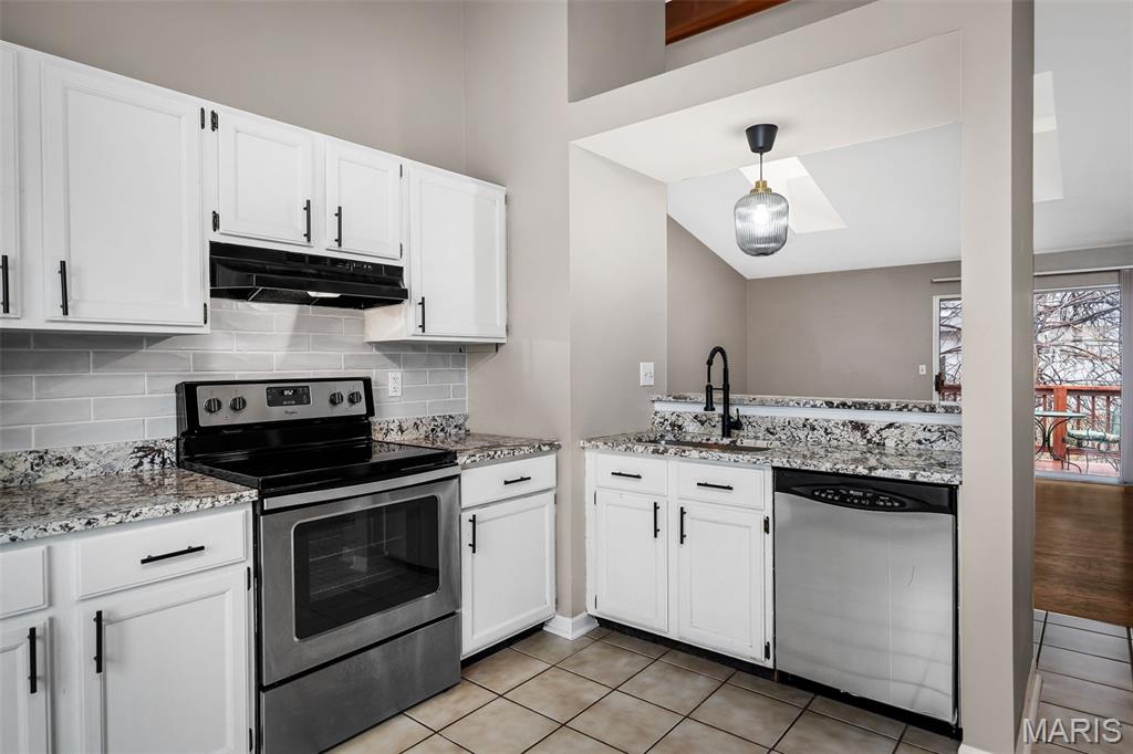 1042 Sugar Creek Court 8