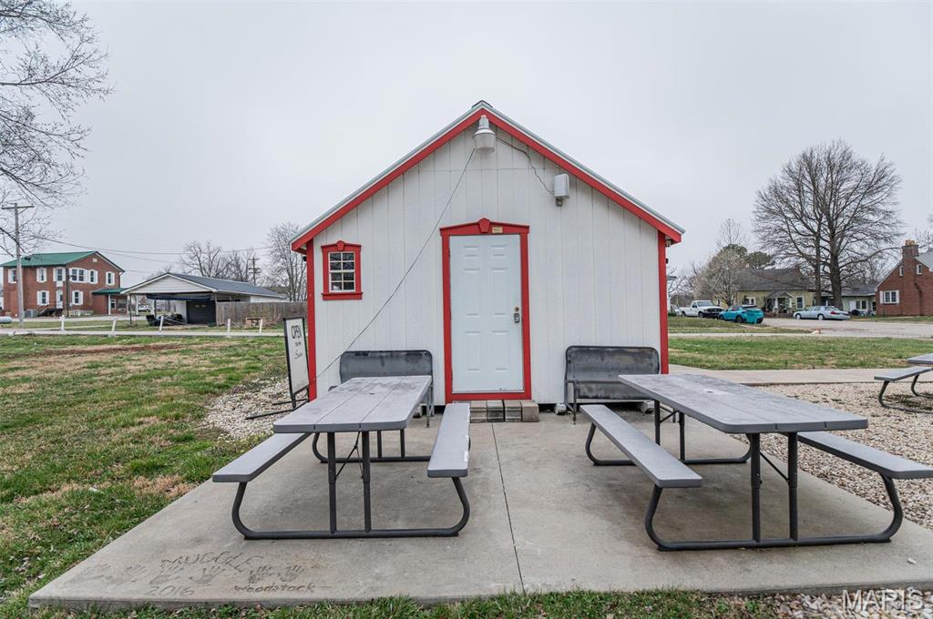 City/Owensville - Commercial Sale