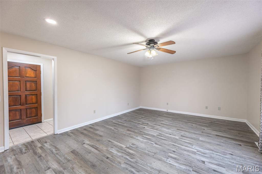 Baugh's Sub S 160 - Residential