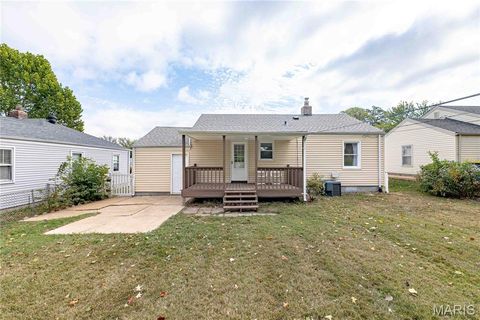 Tiny photo for 3113 Pearl Harbor Drive, St Ann, MO 63074 (MLS # 25069410)