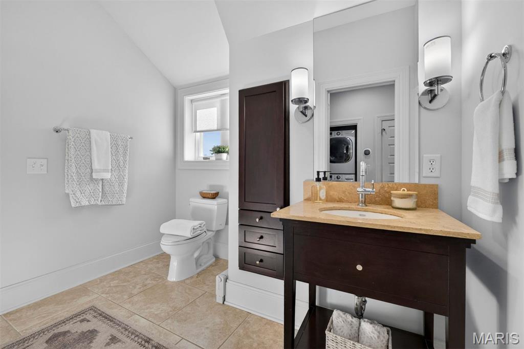 Maryland Place Condo - Residential