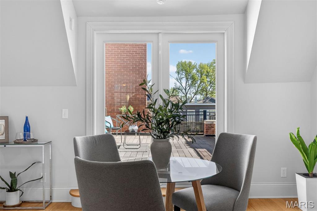 Maryland Place Condo - Residential