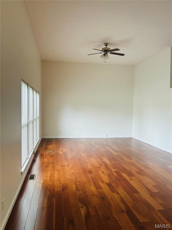 698 Carriage Lane