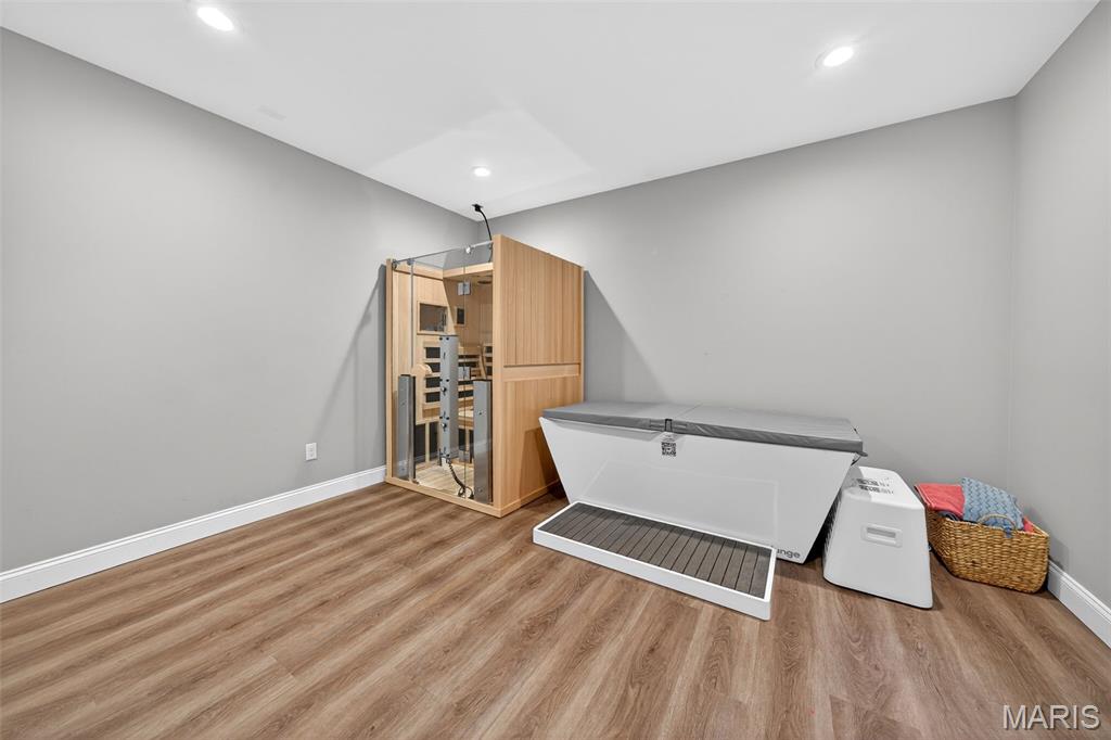 Ests At Bayhill Village - Residential