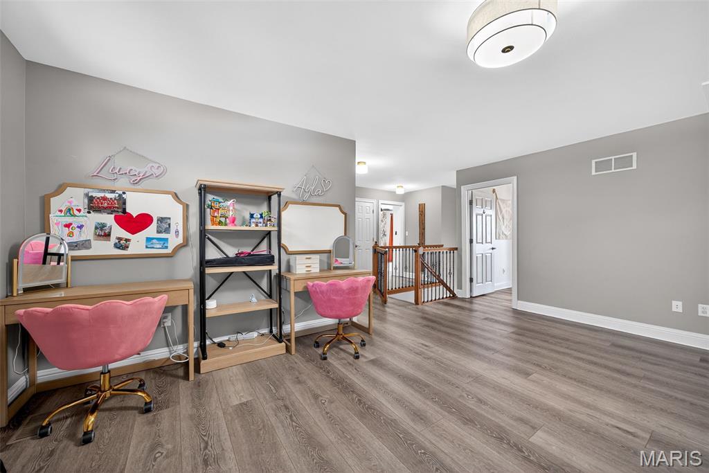 Ests At Bayhill Village - Residential