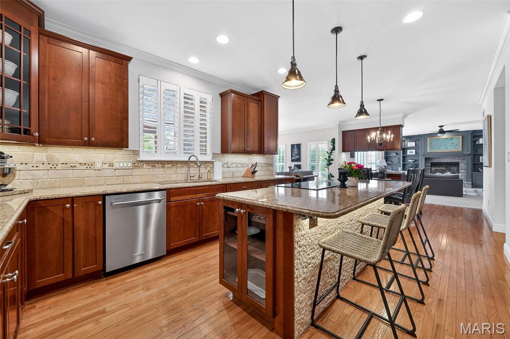 Ests At Bayhill Village - Residential